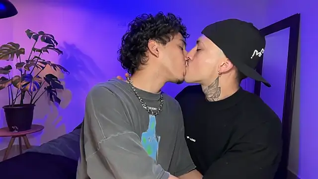 Noah_and_StevenのライブXXXチャット