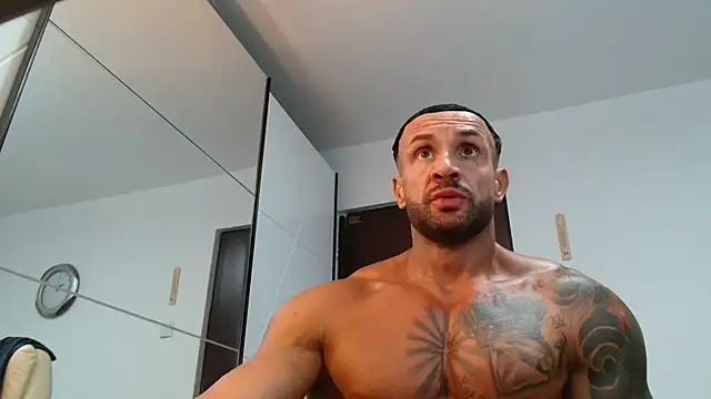 Živý XXX chat Magnificmuscles89