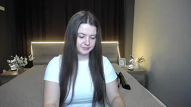 Chatroom XXX en direct de MavkaCute