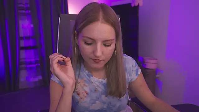 ViolaMore Chat XXX live