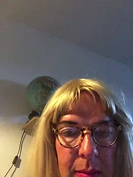 simone_xdressing Live XXX Chat