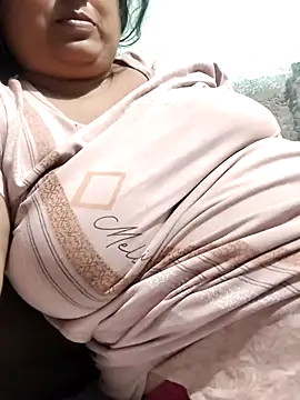 Chat XXX en directo de Hot_indian_Milf