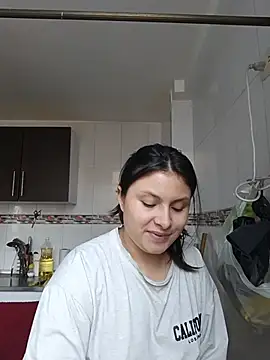 Chat +18 de yessica_gomez01 ao vivo