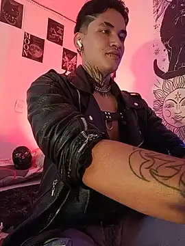 AlecBanne_ 现场XXX聊天