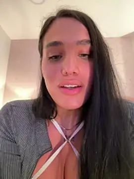 Show de Bella__Wood na webcam