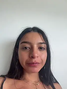 violeta365 即時 XXX 聊天