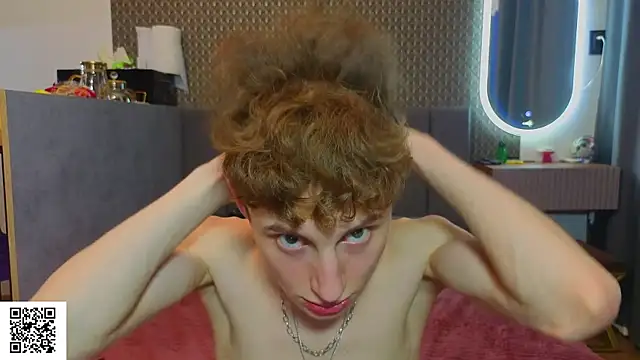 crispinver Live XXX-Chat
