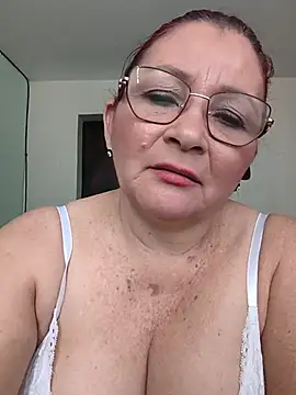 marfil_milf 现场XXX聊天