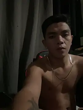 Hunky_paul 即時 XXX 聊天