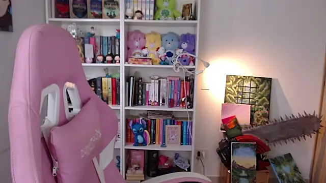 Gabiwaifu Chat XXX live