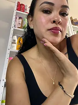 FOX_LATINA 现场XXX聊天