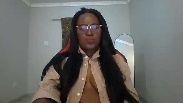 Živý XXX chat Malaika_Nkosi