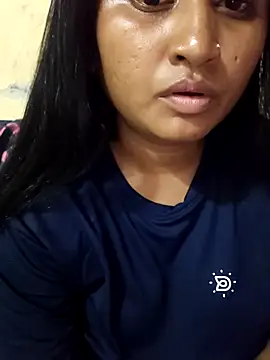 Chat XXX ao vivo de Tridha_2
