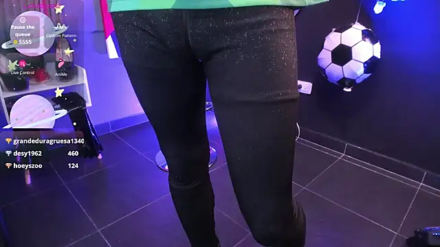 Živý XXX chat NicoleDiamondss