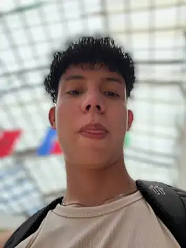 yoursexyjose's Live XXX Chat
