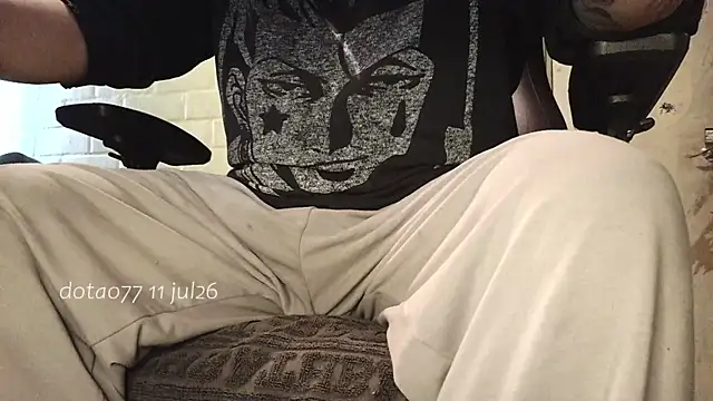 XXX chat uživo modela doTao7