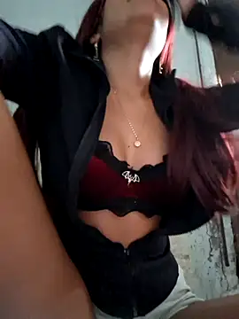 دردشة Sweed-virgin-pussy الجنسية المباشرة