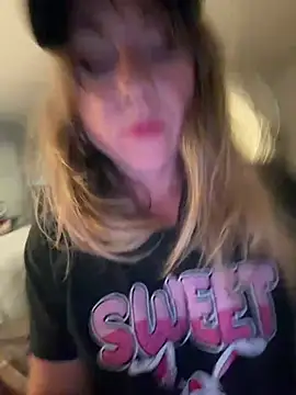 alluringpixie Chat XXX in diretta