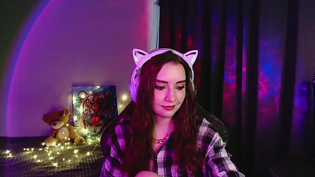 Celia_Sensual_ Adlı Modelin Canlı XXX Sohbeti