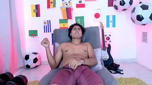 Chat +18 de skart_bigcock ao vivo