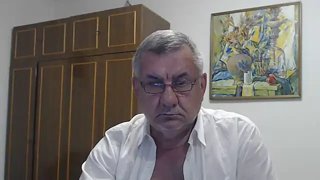 XXX chat uživo modela machomale3