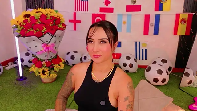 EmmyEvans1 Chat XXX in diretta