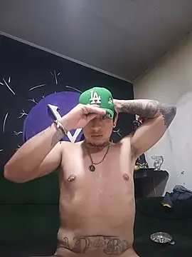 Pokazy przed kamerką – Valentino_DominusDirty