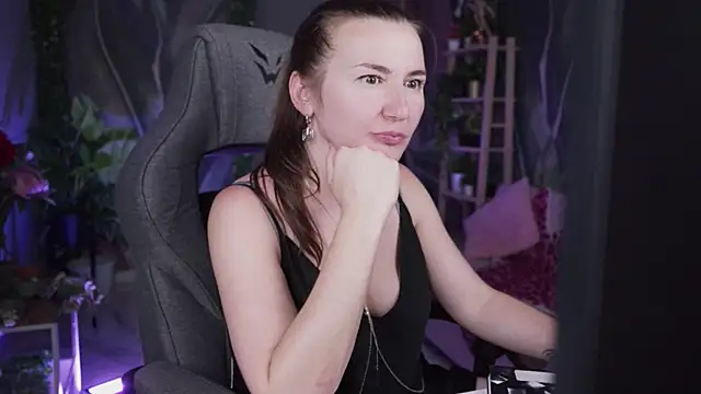 Golden_Dragon Chat XXX live