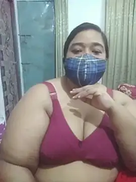 momo_loves লাইভ XXX চ্যাট