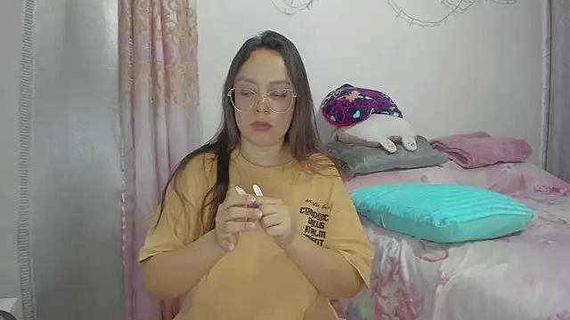 HARLEYNAPIER Live XXX-Chat