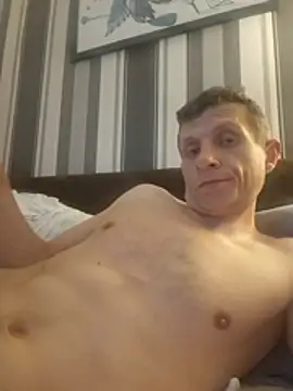 BigDmasked webcam show