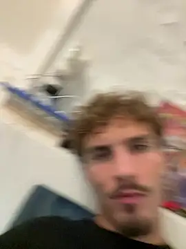 Онлайн чат XXX Albert_daddyyy
