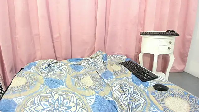 foxyhillx Adlı Modelin Canlı XXX Sohbeti