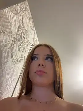 Immy_Megan Chat XXX in diretta