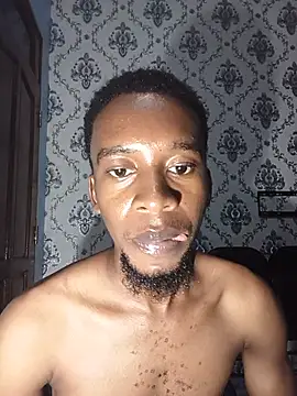PrettyDickk1 XXX чат на живо