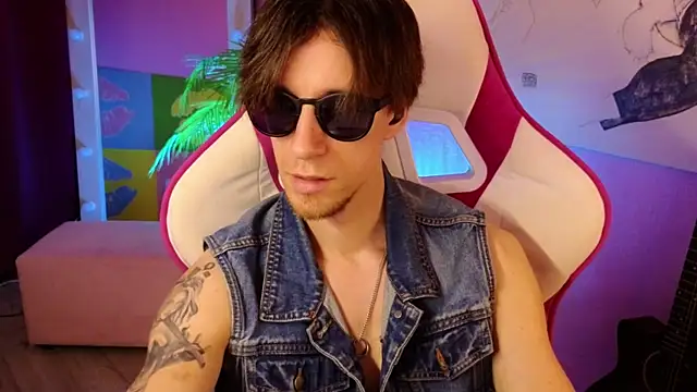 mark_caron – Naživo XXX chat