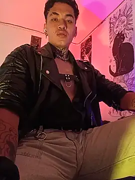 Chatroom XXX en direct de AlecBanne_