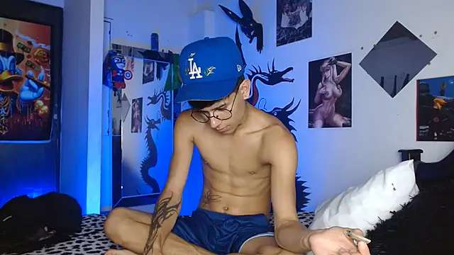 Jake_beach_ Chat XXX live
