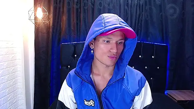 XXX chat uživo modela damian_dimon