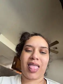 CarmelaAnthony Chat XXX in diretta