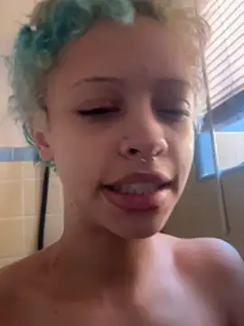 XXX chat uživo modela jojosbizarrelyf