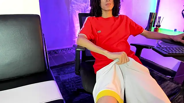 anddy_hugecock's Live XXX Chat
