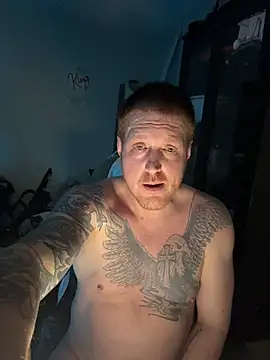 CloudyKingG's Live XXX Chat