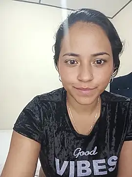 Malliah_killiam Adlı Modelin Canlı XXX Sohbeti