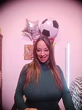 Chat +18 de Cristal_BigTits ao vivo