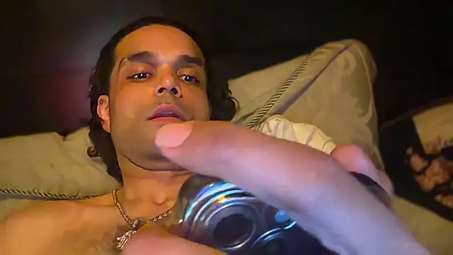 icebergslim281 লাইভ XXX চ্যাট