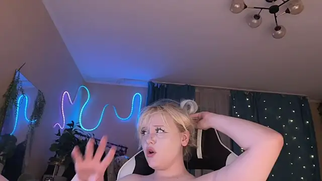 LisaLaas Live XXX-chat