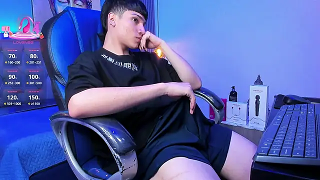 SamBlack_ Live XXX Chat
