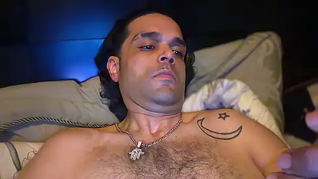 icebergslim281 Chat XXX in diretta