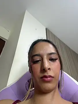 Онлайн чат XXX CarlaLodge1